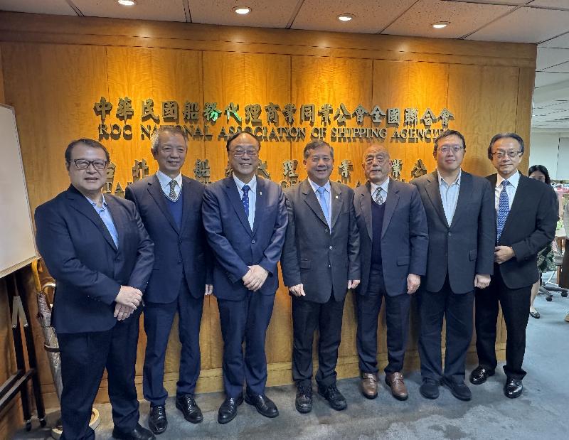  港務公司周永暉董事長傾聽業者心聲，推動貨櫃與散雜貨量能齊揚