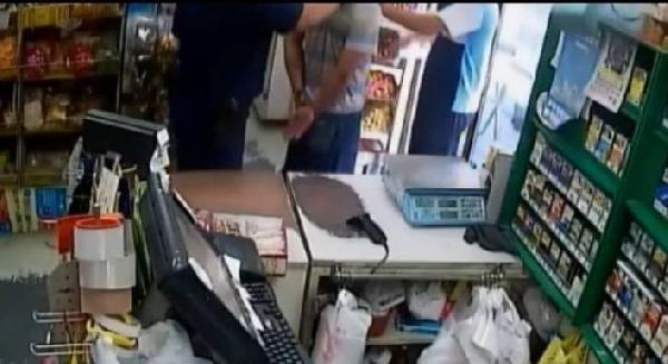  超商女店員遭精神病患暴力攻擊  潘孟安請醫院評估長期收治 / 台銘新聞網