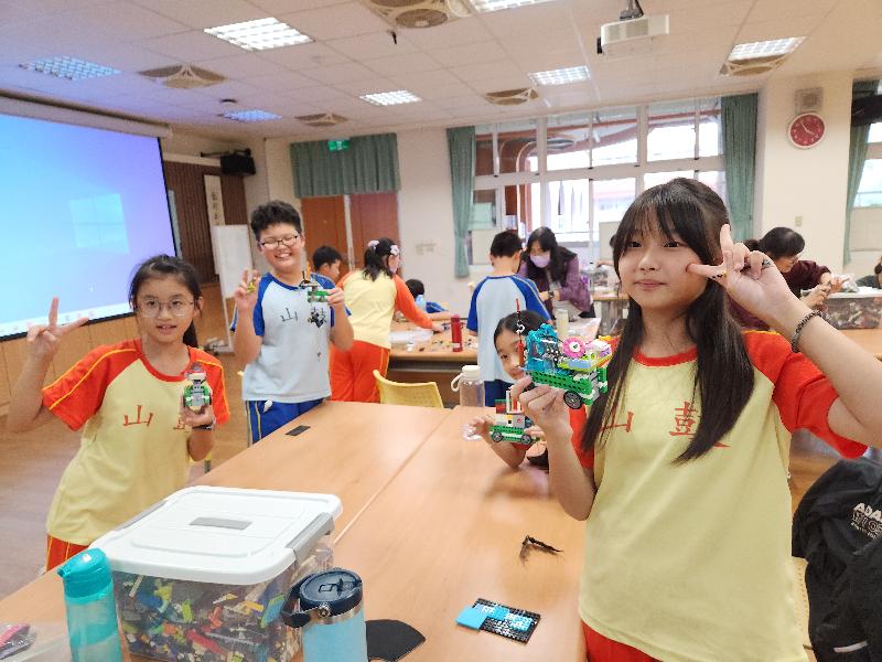 臺灣港埠協會推動港口社區共好 串聯資源 帶領鼓山學童玩轉AI機器人 