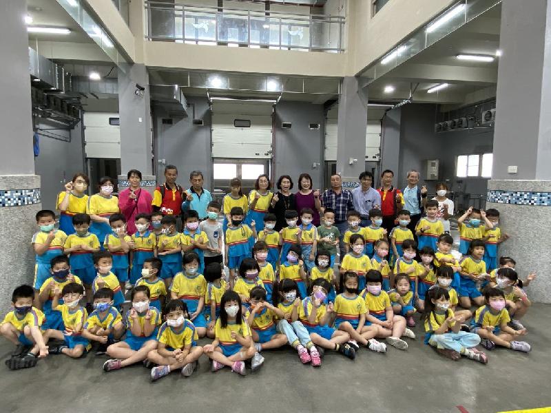  食魚教育從小扎根  學童校外教學參訪東港櫻花蝦恆溫拍賣場 / 台銘新聞網