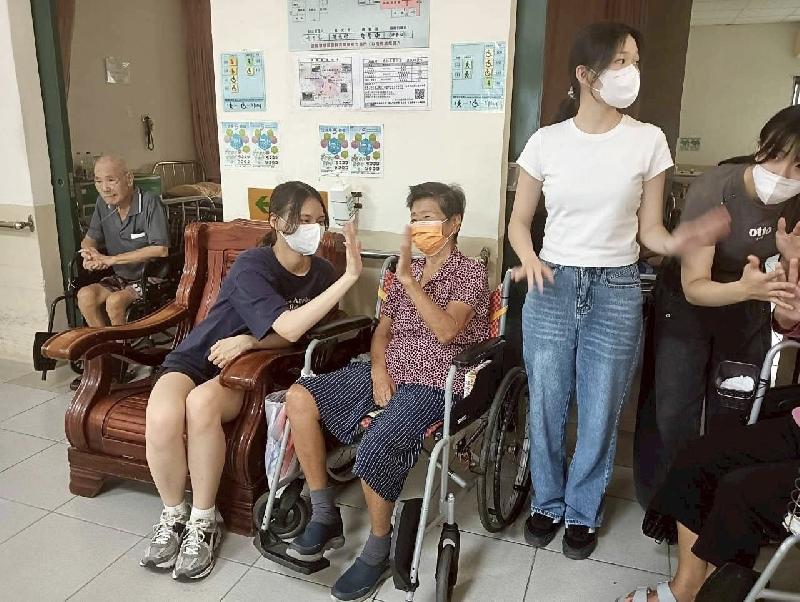 輔英科大攜手長照中心   實踐走進高齡照護現場 