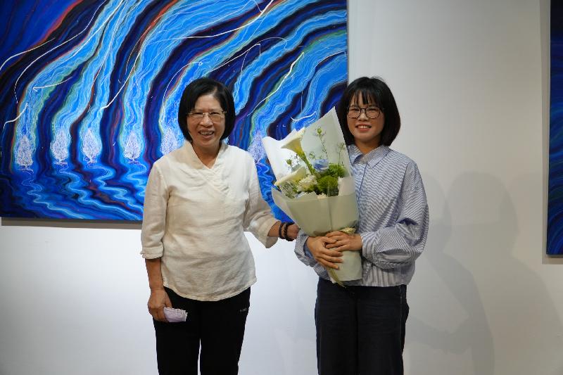 正修開學首展「樹河」胡采炘   45件作品個展登場  / 台銘新聞網