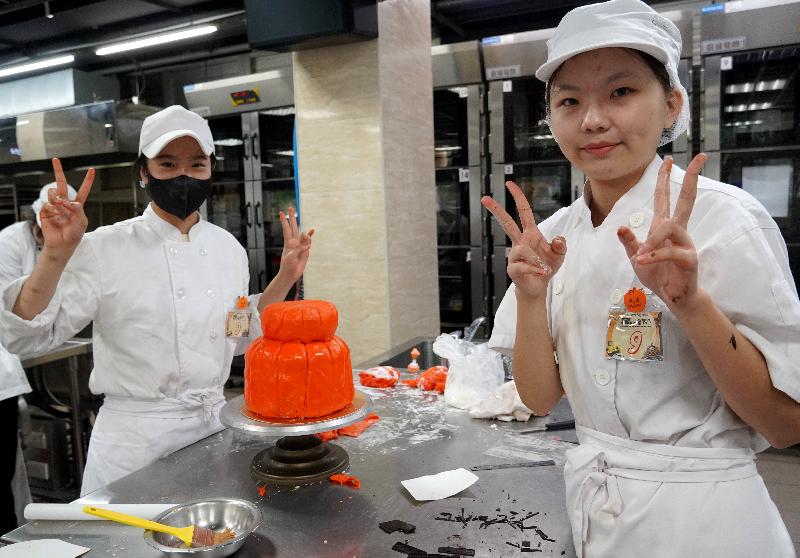 正修盃全國創意萬聖節蛋糕裝飾大賽  中山工商奪冠 / 台銘新聞網