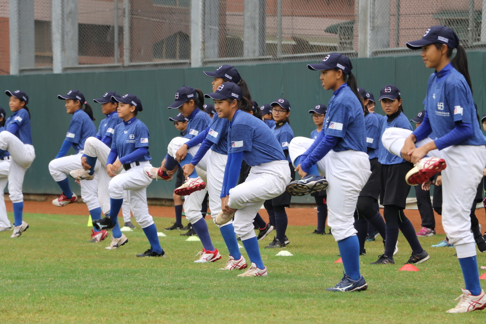棒球不是男生的天下！ 「新北女孩日」邀女孩勇敢揮棒逐夢 台灣首位女國際棒球裁判劉柏君鼓勵/台銘新聞網