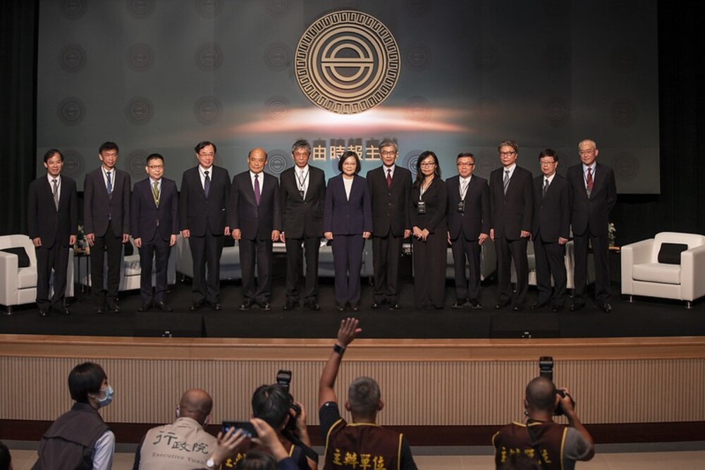 總統：打造臺灣成為「亞洲企業資金調度中心」及「亞洲高階資產管理中心」/台銘新聞網