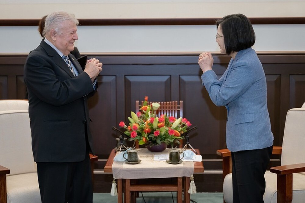 達比亞大使對臺尼兩國邦誼的貢獻　總統：臺灣就是您的第二個家/台銘新聞網