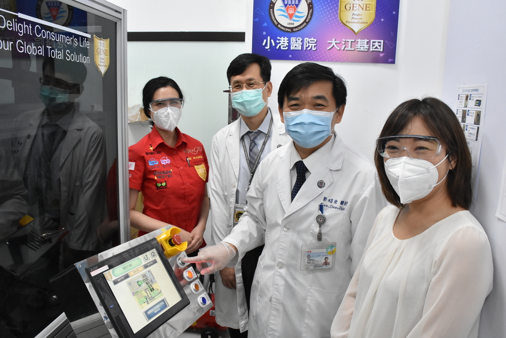 小港醫院啟用全自動PCR檢測設備 檢驗量能提升10倍/台銘新聞網